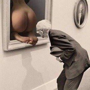 Meet your Posher, Caroline